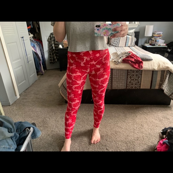 Heart LuLaRoe leggings! - Picture 2 of 3